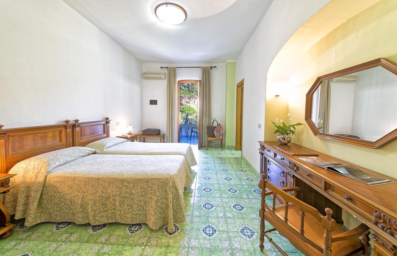 Hotel Zaro Lacco Ameno  Exterior photo